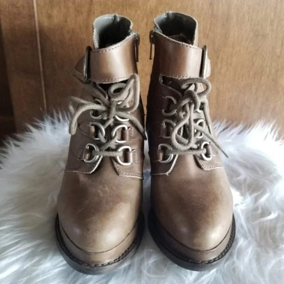 Seychelles Shenanigans Leather Lace Up Platform Booties 7 - Picture 4 of 13